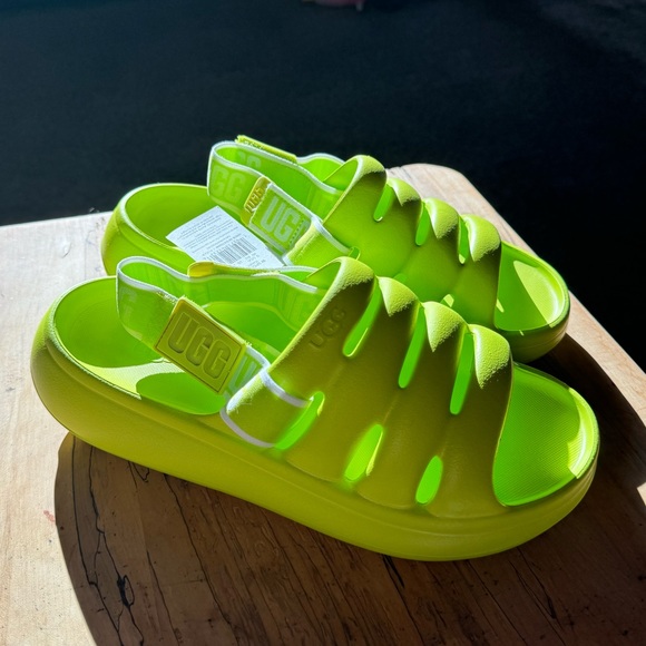 UGG Sport Yeah Lime Green Slides - Picture 6 of 6